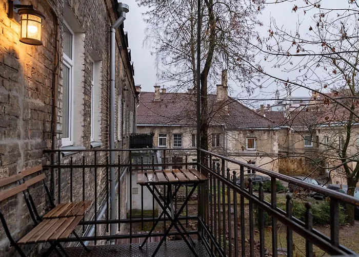 With Jacuzzi, Old Town